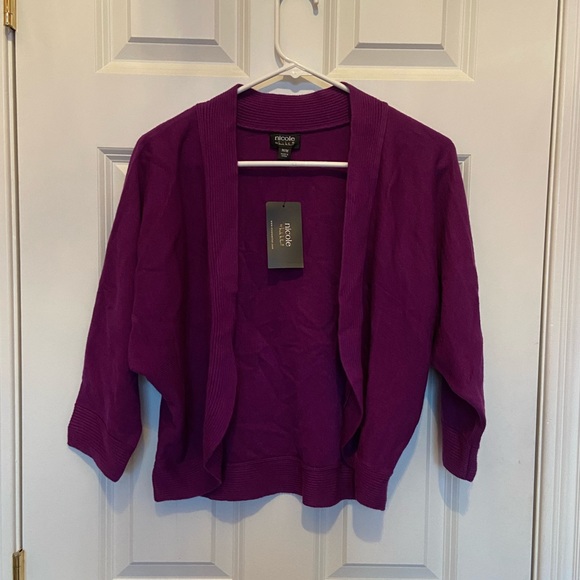 Nicole by Nicole Miller Sweaters - Cropped Cardigan ~